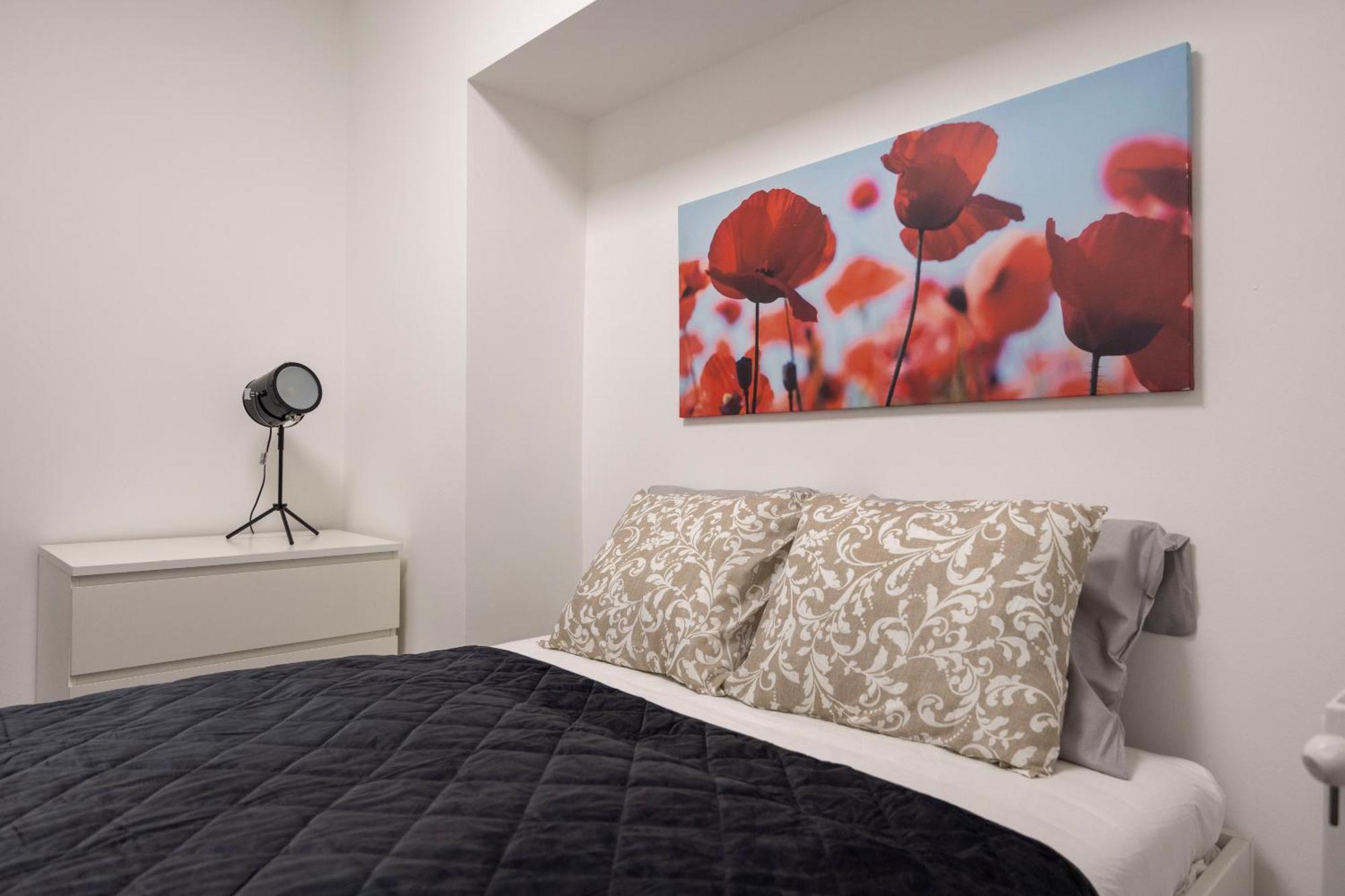 Deluxe Central Elizabeth Residence W/ 4Bedrm, 2Bathrm, 1Lvngrm Budapest Exteriör bild