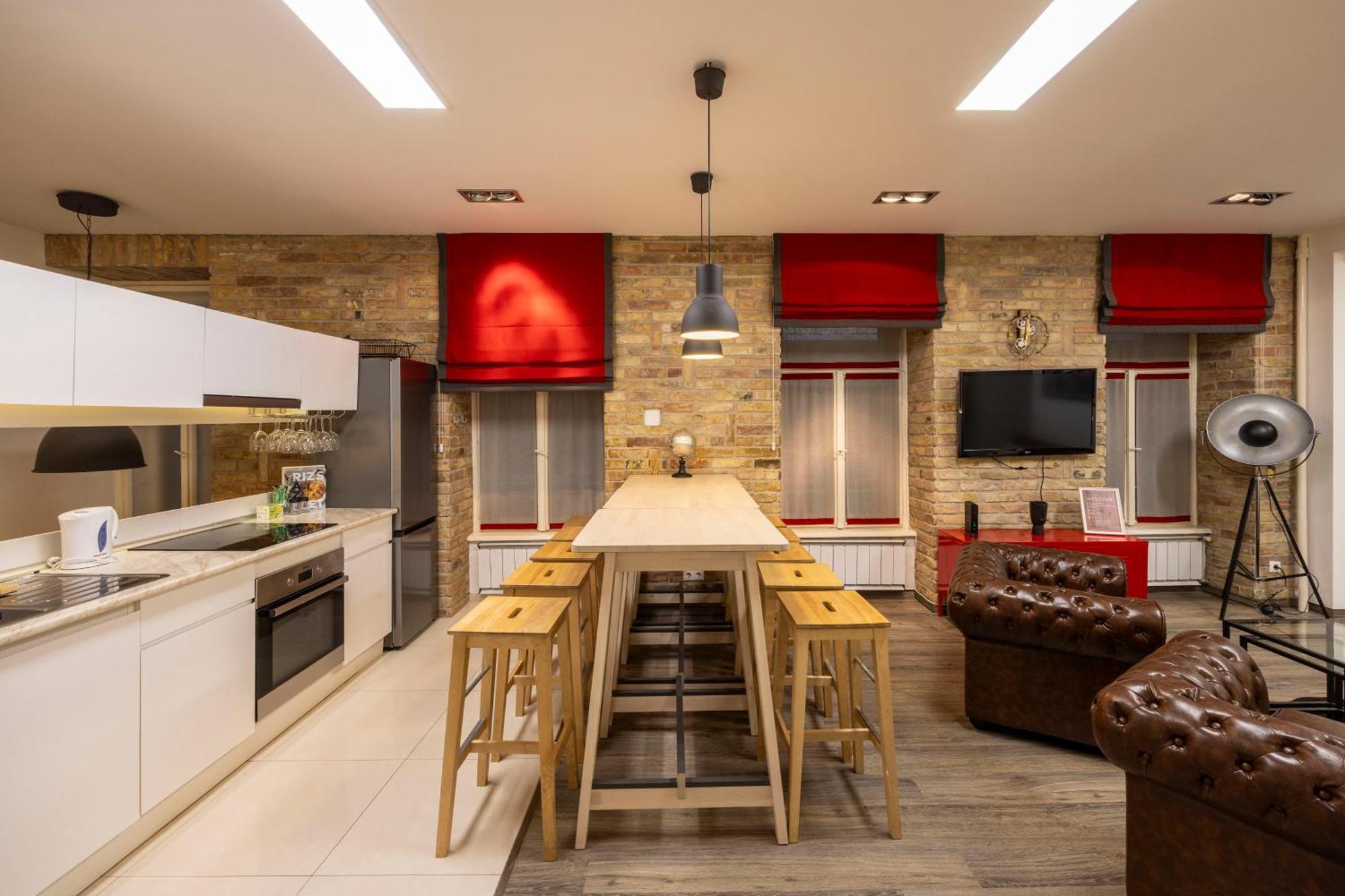 Deluxe Central Elizabeth Residence W/ 4Bedrm, 2Bathrm, 1Lvngrm Budapest Exteriör bild